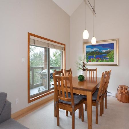 Painted Cliff 11 | Dog Friendly! Ski-In Ski-Out Benchlands Townhome W/ Hot Tub & Fireplace Whistler Exterior foto