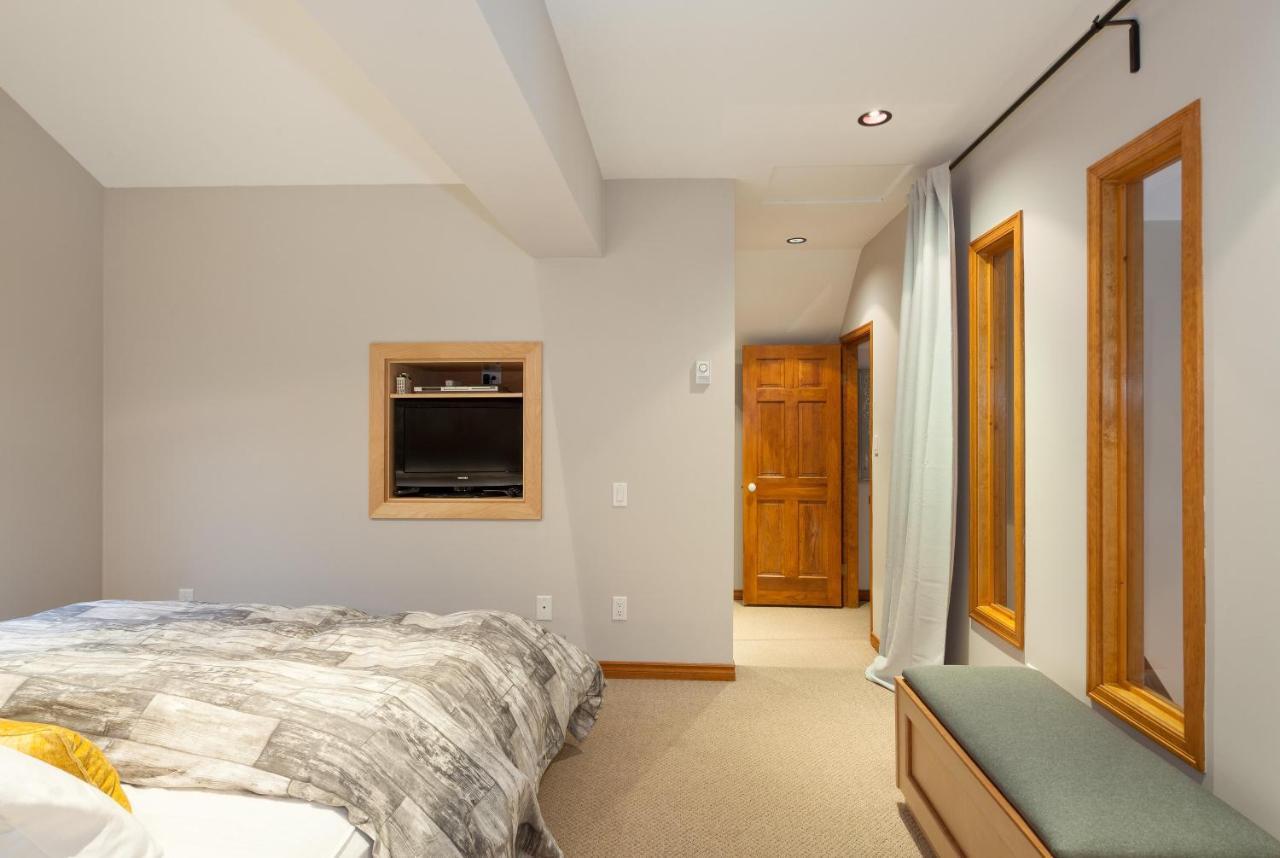 Painted Cliff 11 | Dog Friendly! Ski-In Ski-Out Benchlands Townhome W/ Hot Tub & Fireplace Whistler Exterior foto